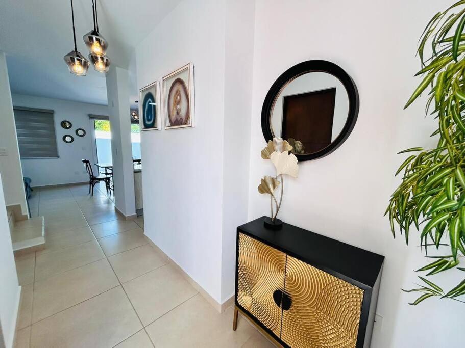 Hermosa Casa A 2 Min De La Playa By Partnerhost Ла-Флорида Экстерьер фото